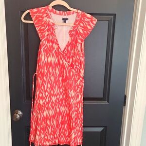 GUC Gap size S ikat wrap front dress